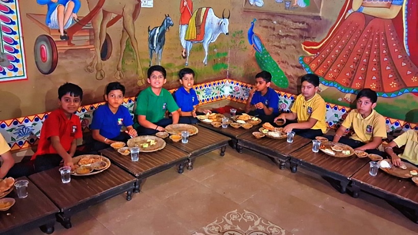 Kanha Dham Radha Ri Dhani